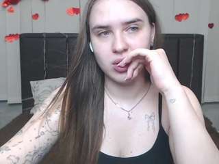 LauraHlot