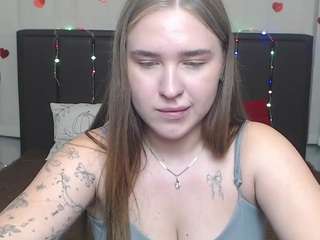 LauraHlot