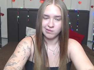 LauraHlot