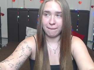 LauraHlot