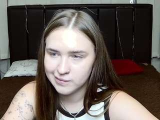 laurahlot live webcam show