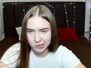 LauraHlot