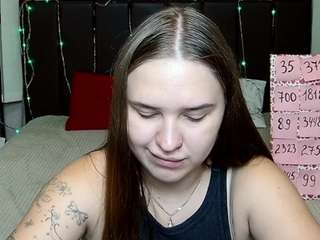 laurahlot's live room