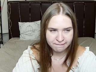 LauraHlot