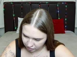 LauraHlot