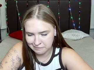 LauraHlot