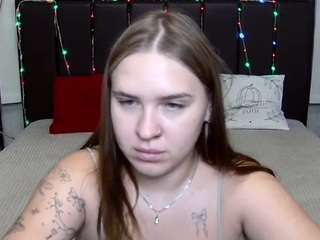 LauraHlot