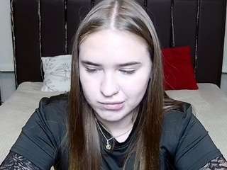 LauraHlot