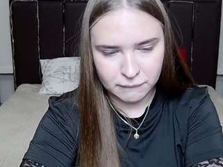 LauraHlot