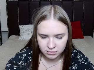 LauraHlot