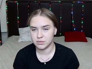 LauraHlot