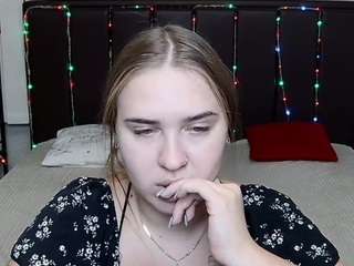 LauraHlot