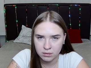 LauraHlot