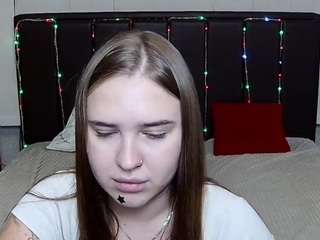 LauraHlot