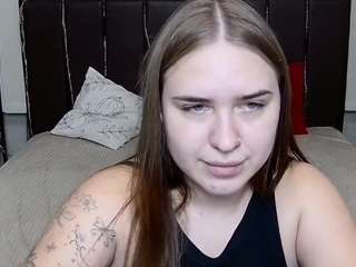 LauraHlot