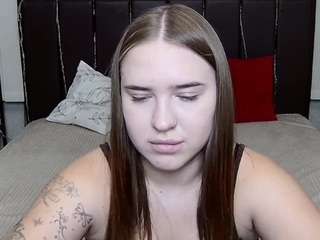 LauraHlot