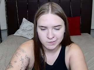 LauraHlot
