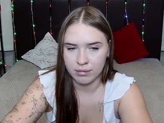 LauraHlot live cam preview