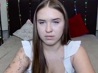 LauraHlot