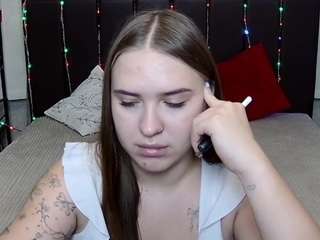 LauraHlot