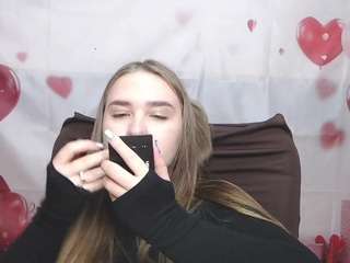 LauraHlot