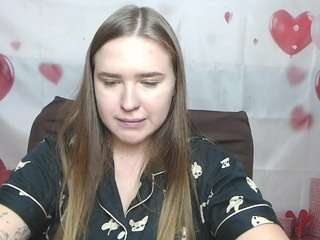 LauraHlot