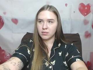 LauraHlot