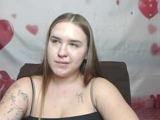 LauraHlot