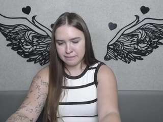 LauraHlot