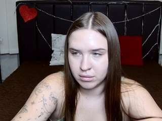 LauraHlot