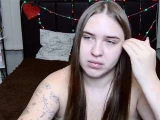 LauraHlot