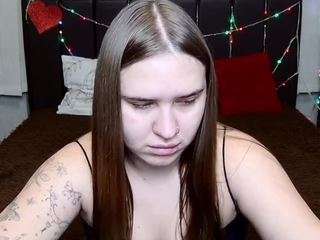 LauraHlot