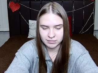 LauraHlot