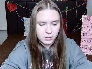 LauraHlot