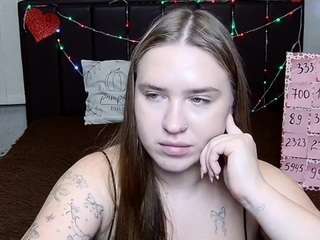 LauraHlot