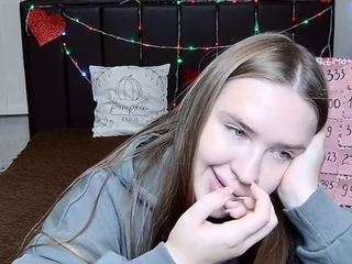 LauraHlot