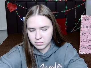 LauraHlot