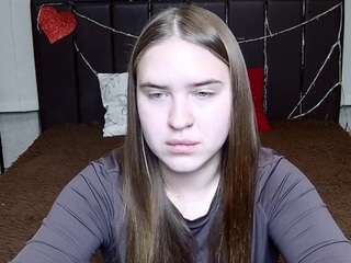 LauraHlot