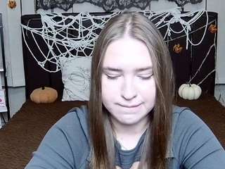 LauraHlot