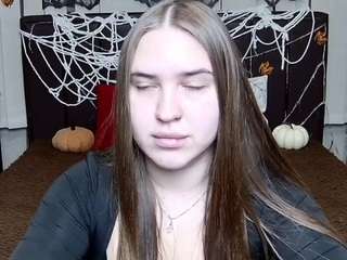 LauraHlot
