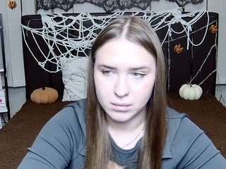 LauraHlot