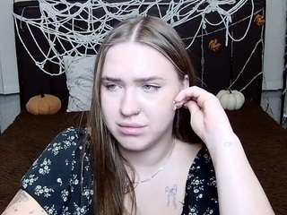 LauraHlot