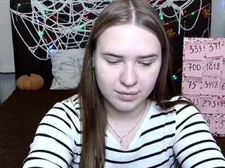 LauraHlot