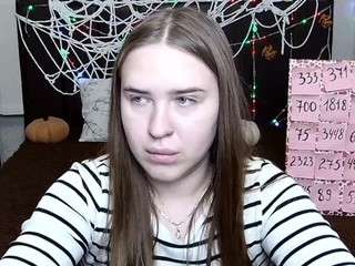 LauraHlot