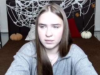 LauraHlot