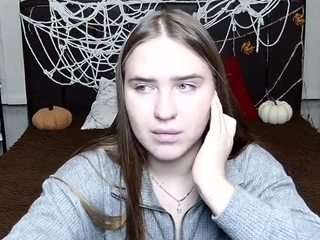 LauraHlot