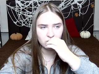 LauraHlot