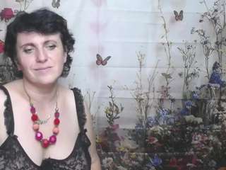 luciamii Live Webcam on CamSoda