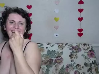 LuciaMii's Live Sex Cam Show