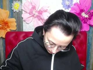 mariesho's CamSoda show and profile